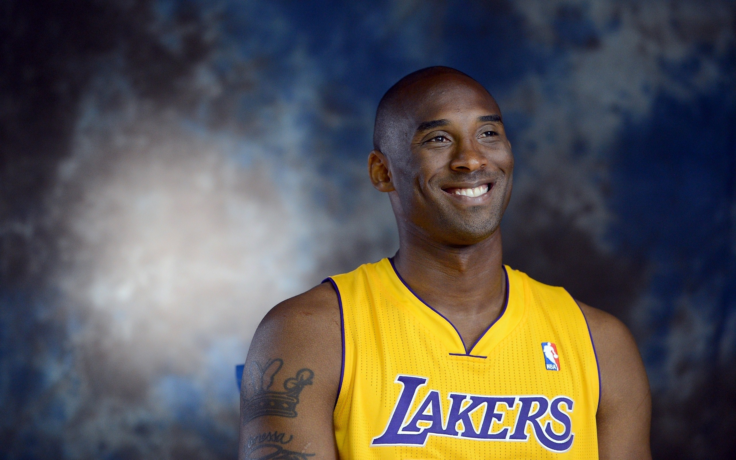 财力背景 财力背景