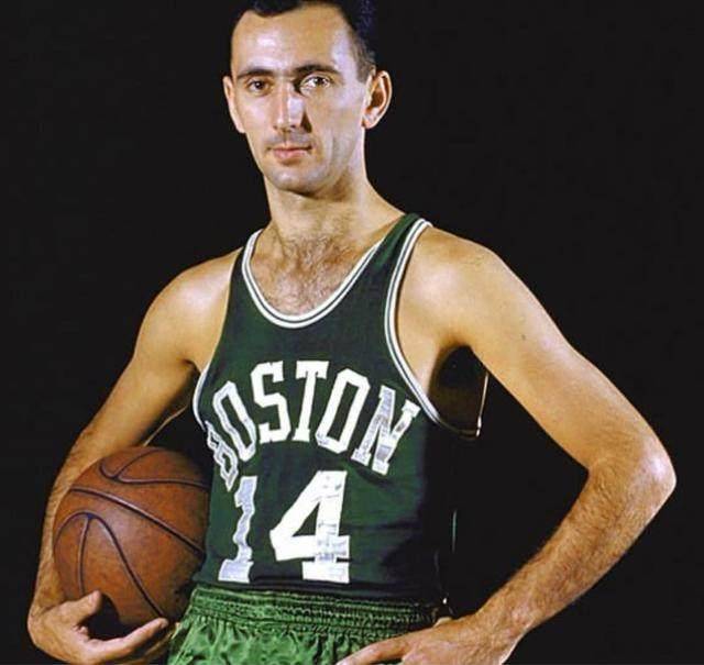 进一步拉开 进一步拉开