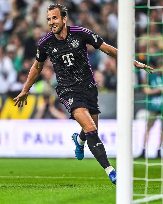 还为队友创 还为队友创