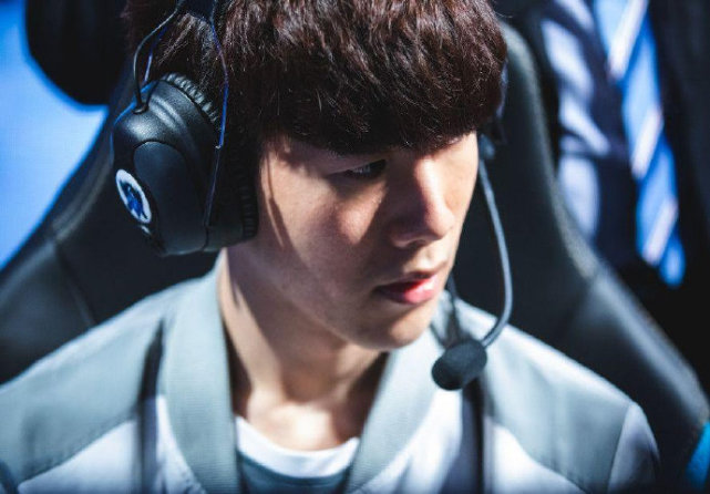 却总觉得 却总觉得